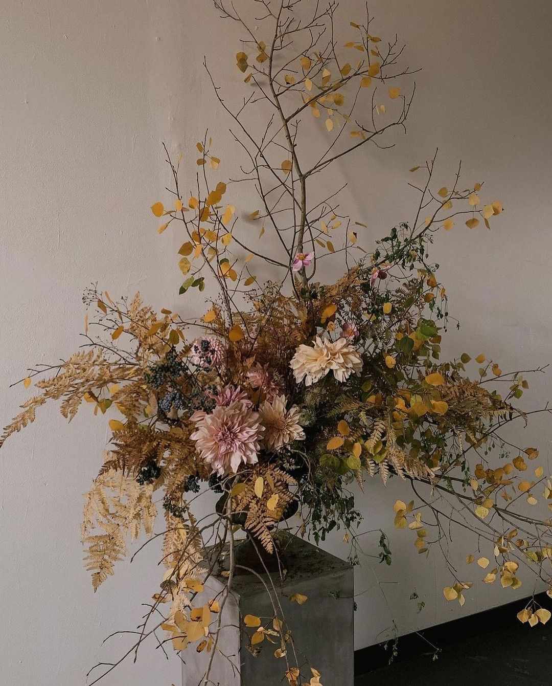 blomma mittpunkt för Halloween eller Thanksgiving