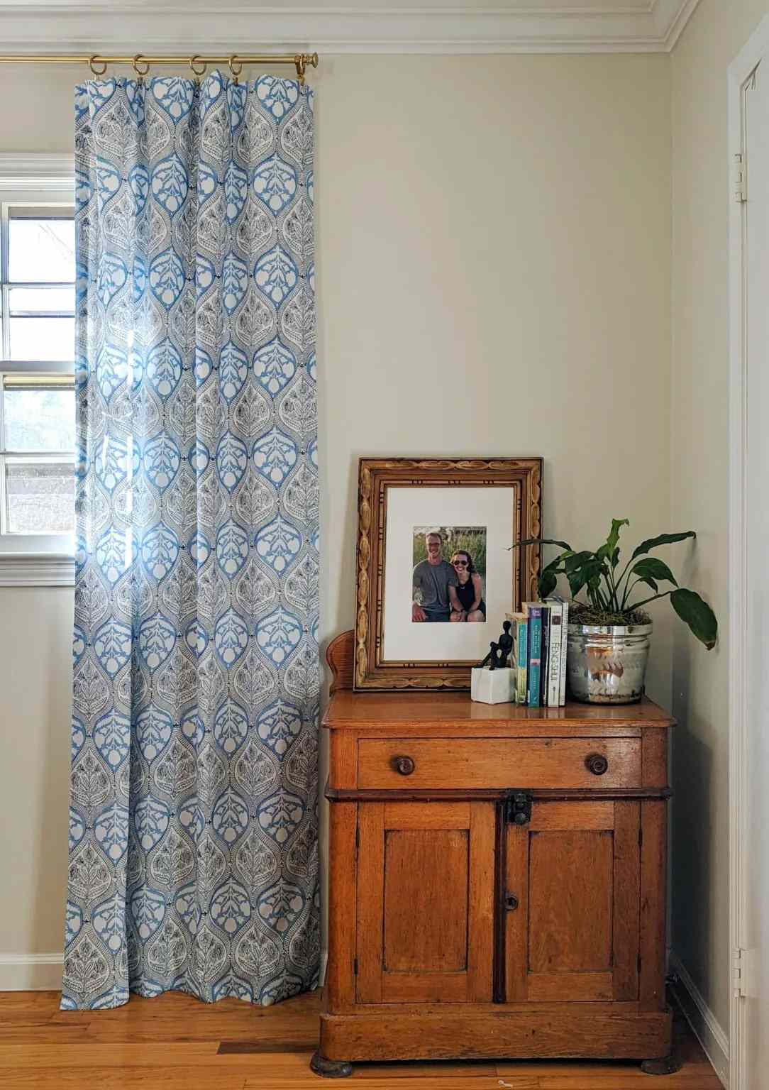DIY-gardiner gjorda av lakan