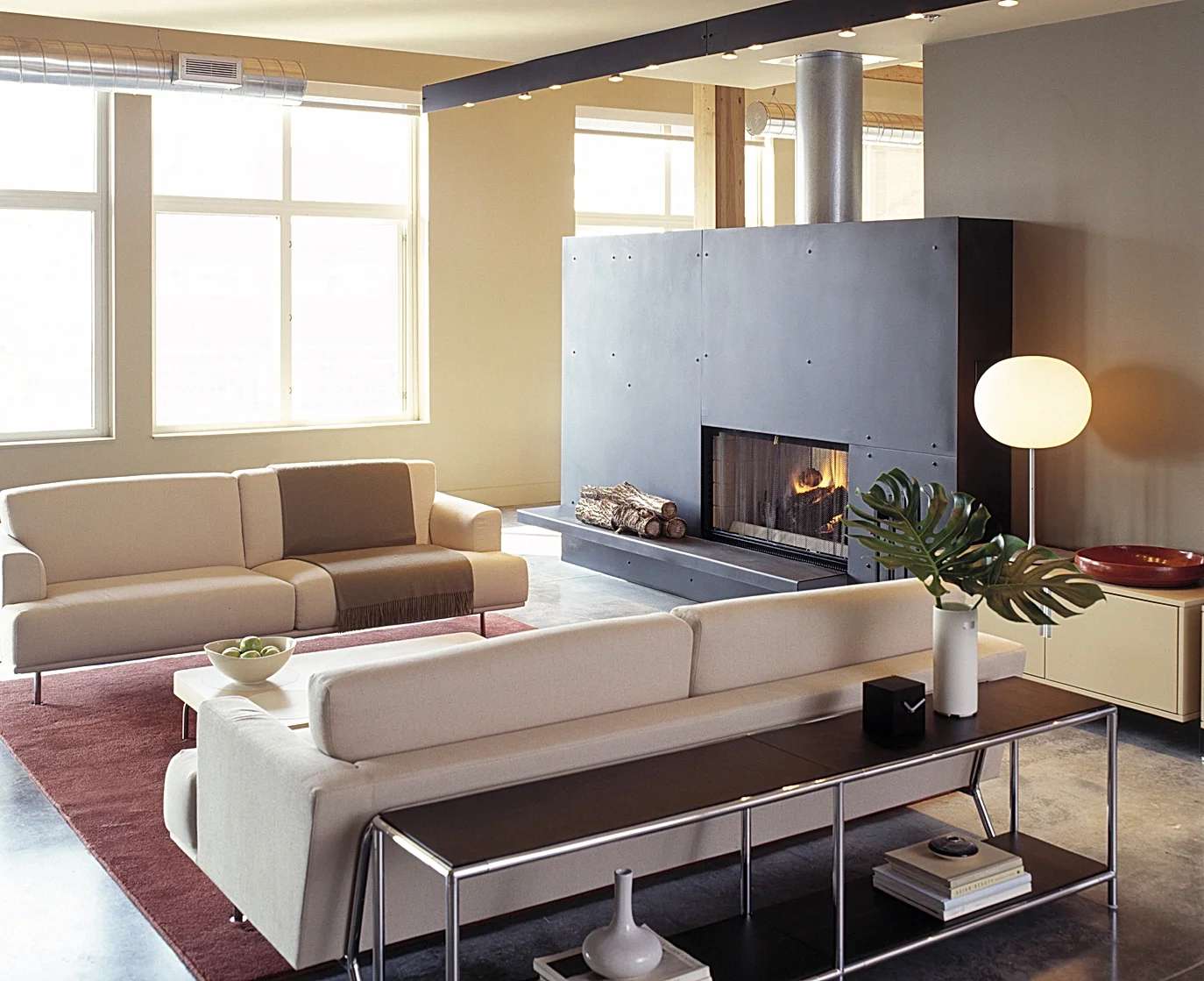 neutralt loft vardagsrum