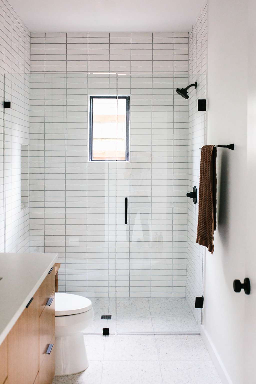 badrum med terrazzo kakel