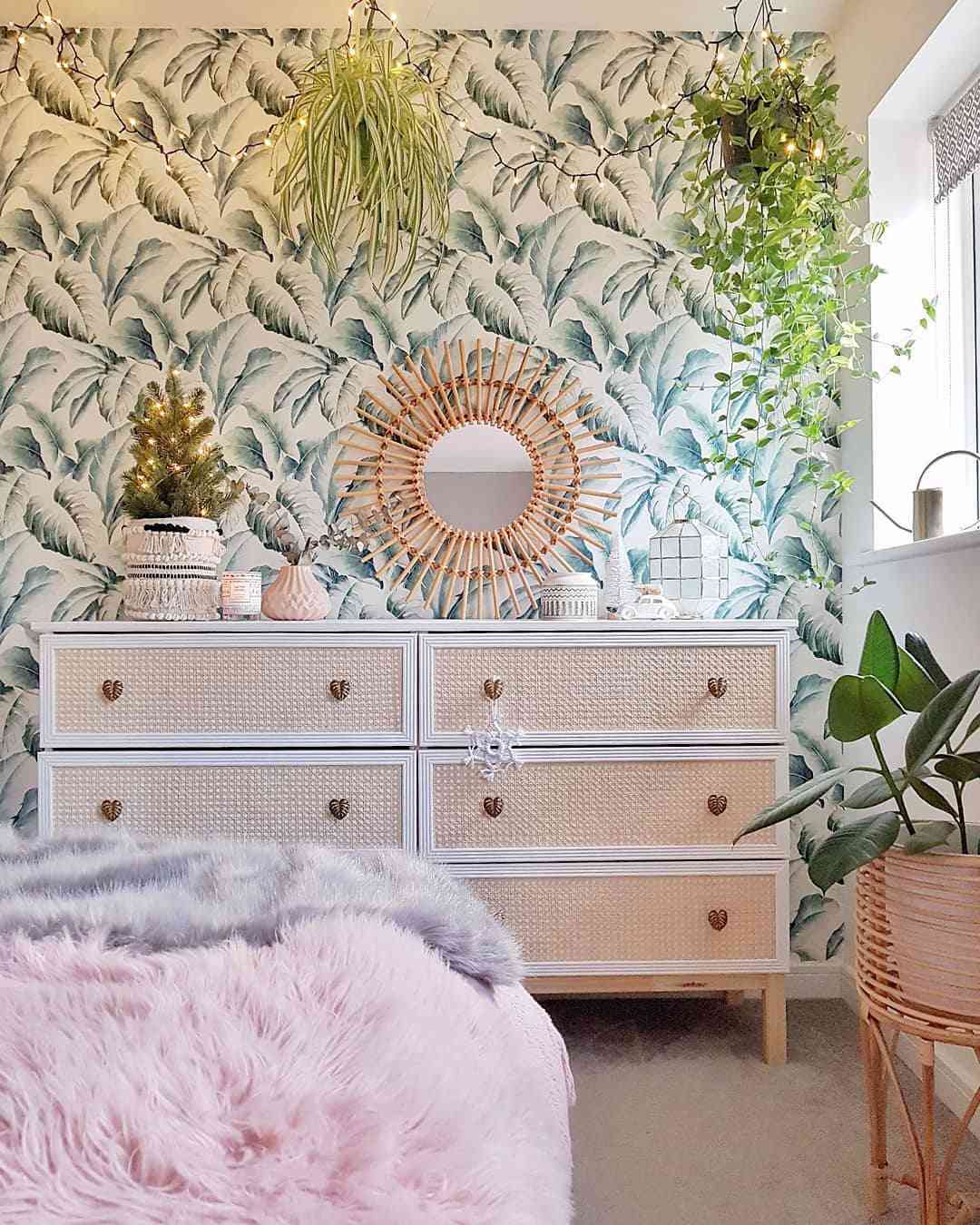rotting Ikea byrå hacka