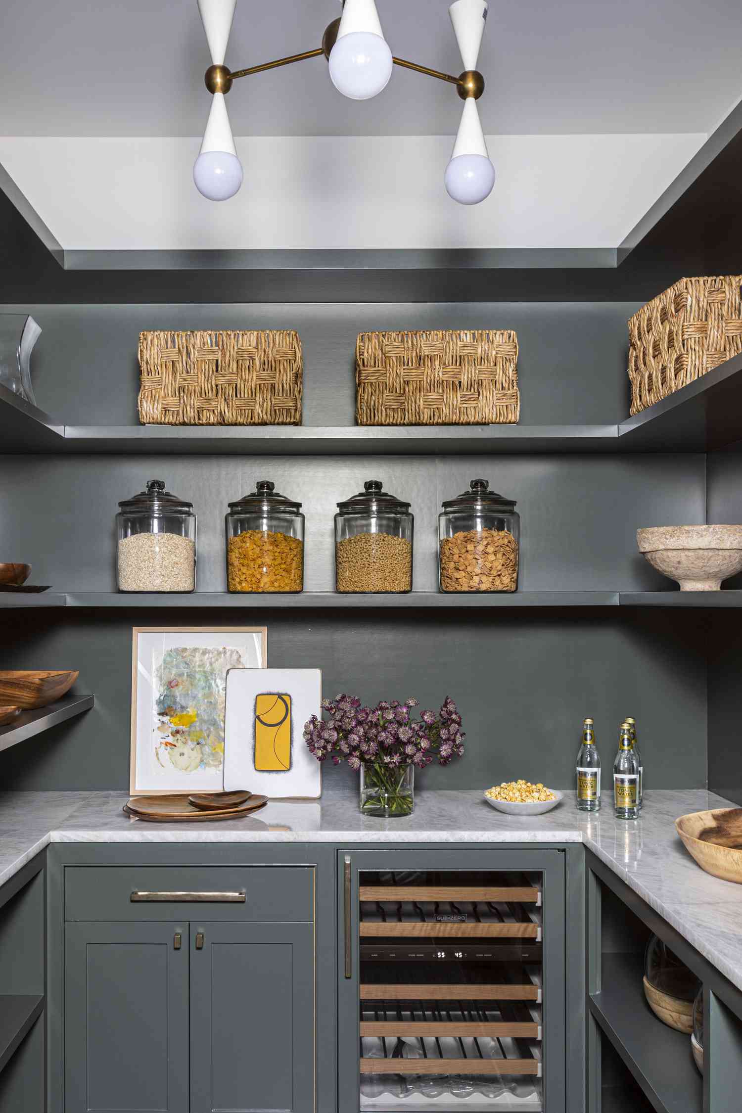 u-shaped kitchen pantry ideas