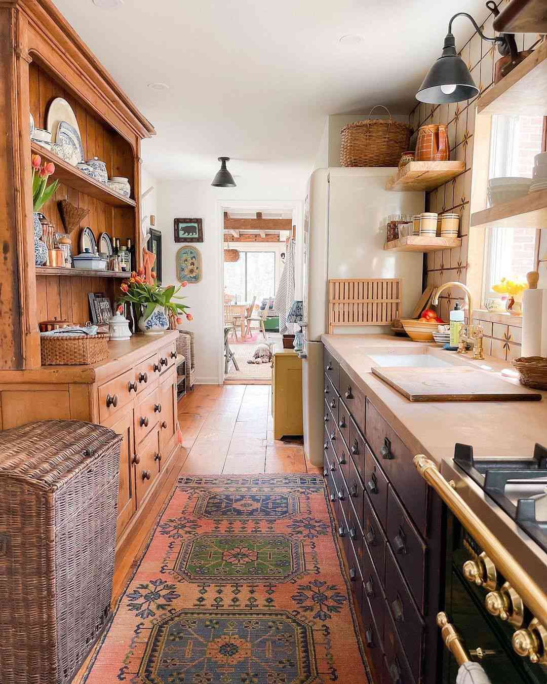 kök med kök med hutch