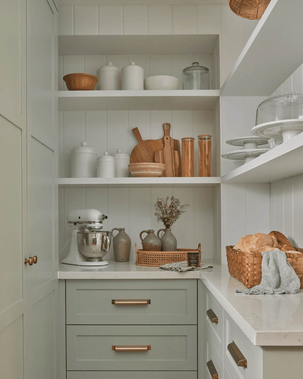 small farmhouse kitchen pantry ideas