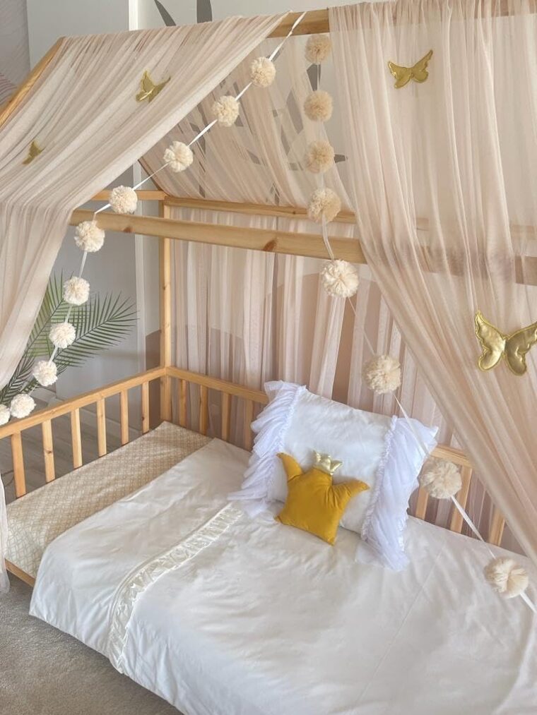 Baby Fancyroom Hussäng/himmelsäng, beige sänghimmel, dekorationsset för barnrum, barnsäng, baldakin, pompom-girlang av premiumtyll för hemmasängar, anpassbar (beige utan fjärilar, 340 cm) - Bild 2